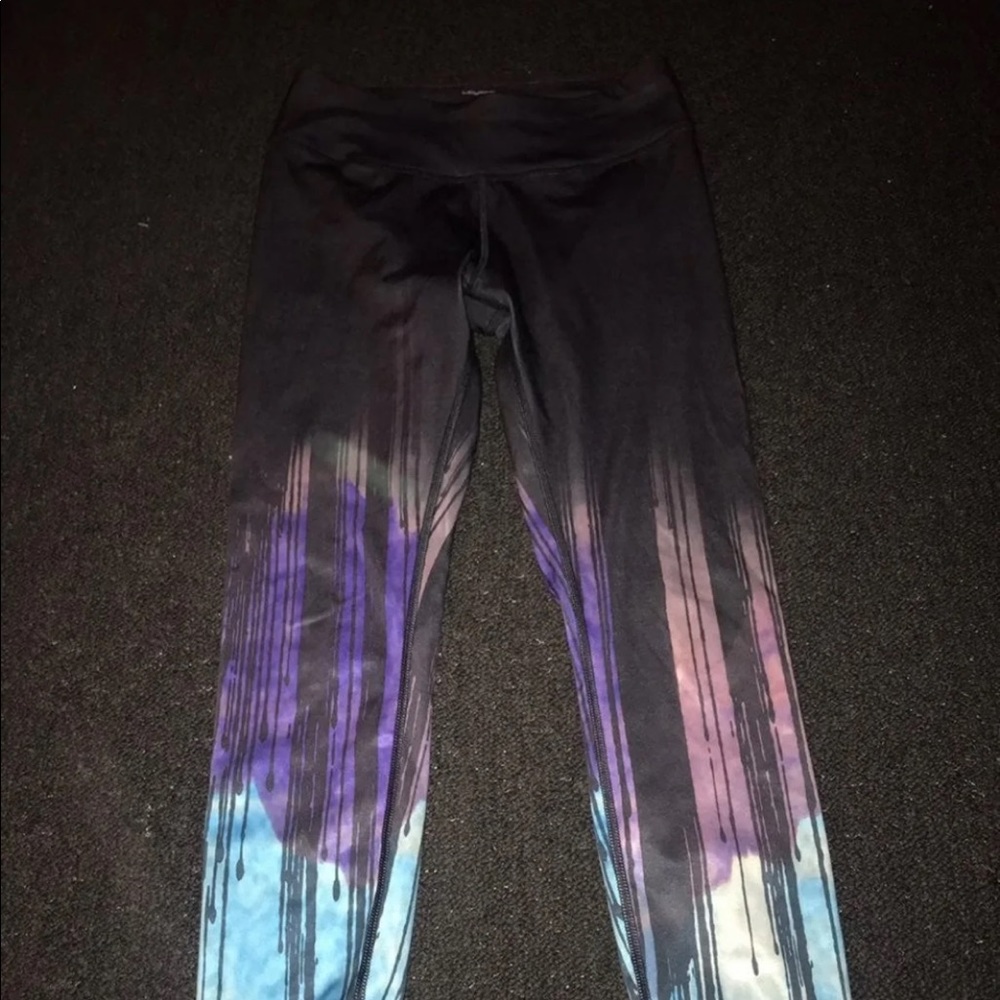 Size small leggings